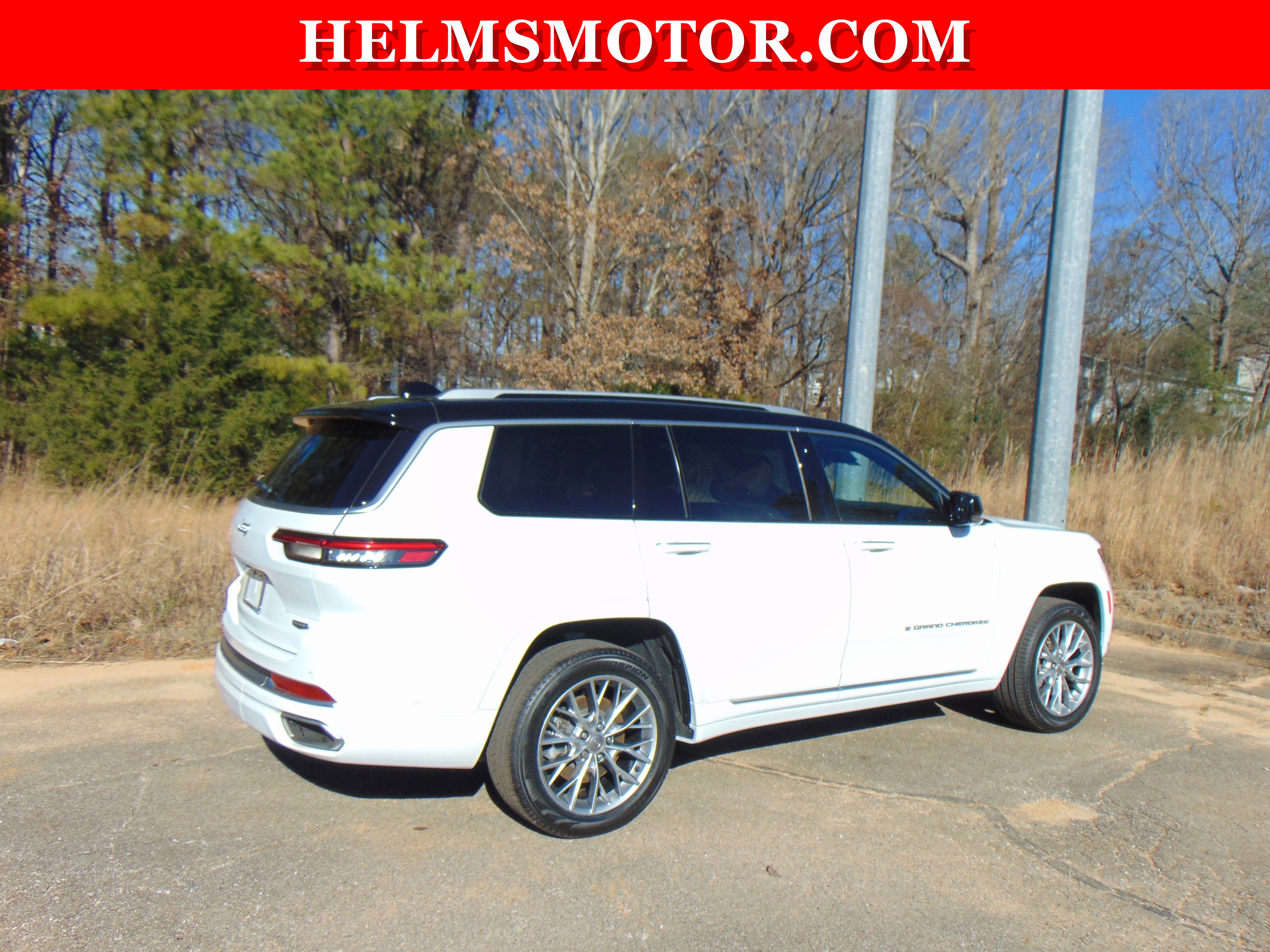 Certified 2023 Jeep Grand Cherokee L Summit w/ Luxury Tech Group V image 14