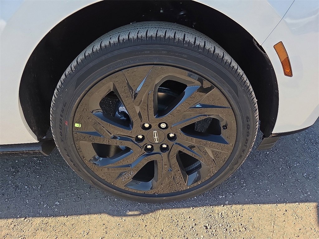 New 2026 Lincoln Navigator L Black Label image 7