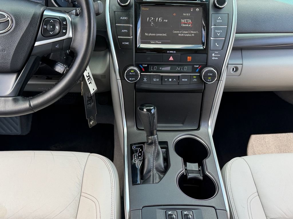 Used 2016 Toyota Camry XLE w/ Protection Package (Q2) image 12