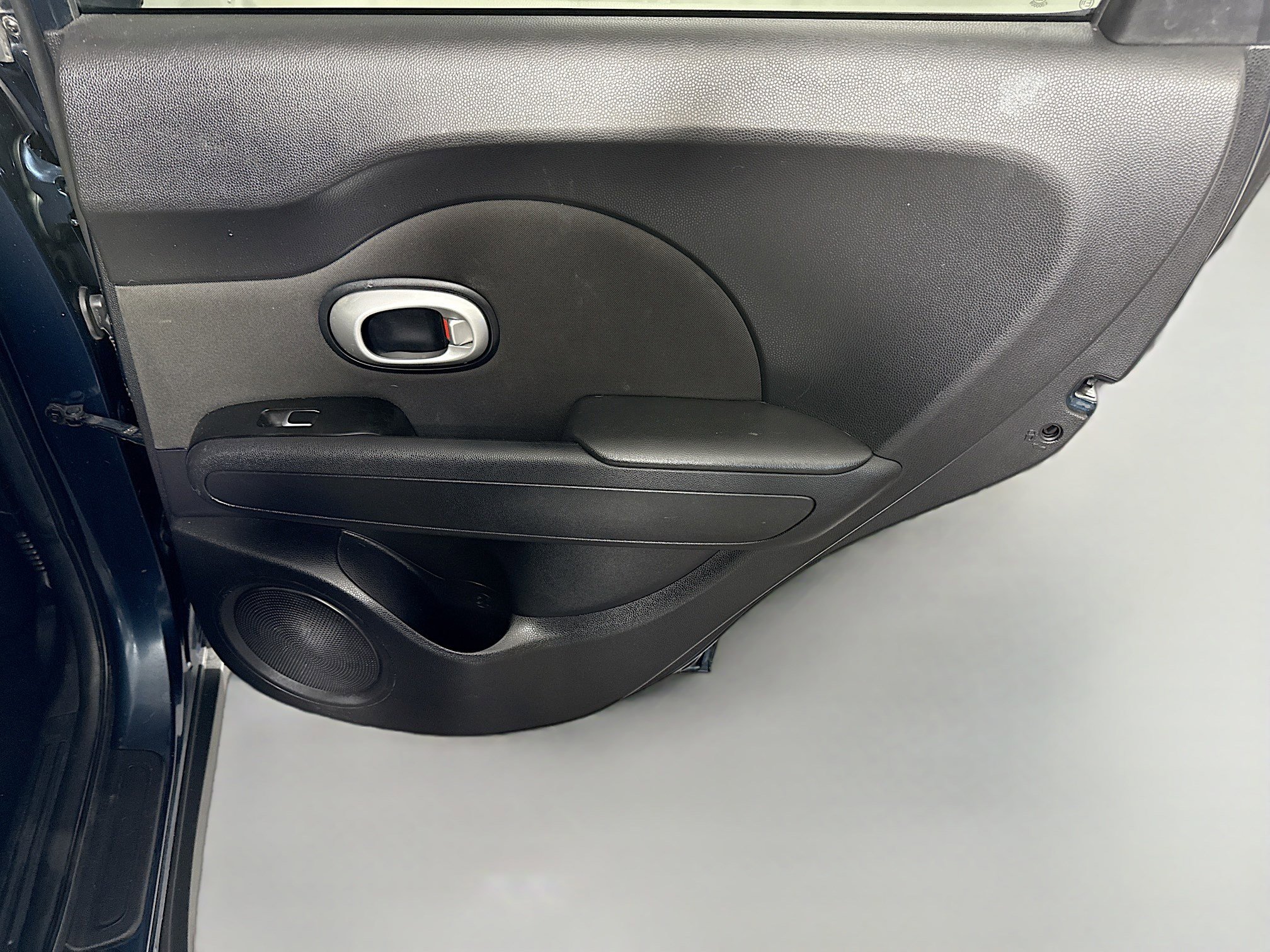 Used 2018 Kia Soul + image 27