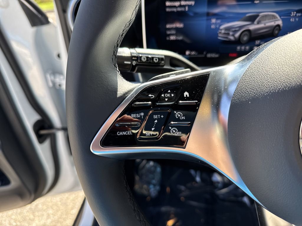 Certified 2025 Mercedes-Benz GLC 300 300 image 20