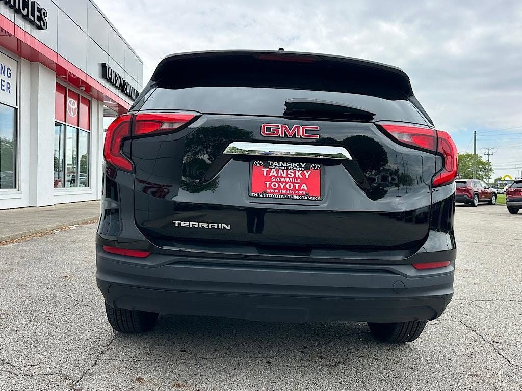 Used 2020 GMC Terrain SLE FWD image 4