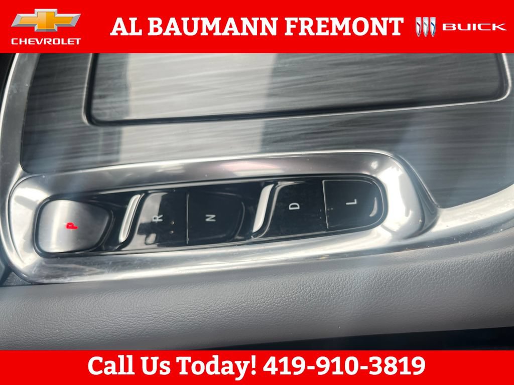 Used 2024 Buick Enclave Essence w/ Sport Touring Edition FWD image 24
