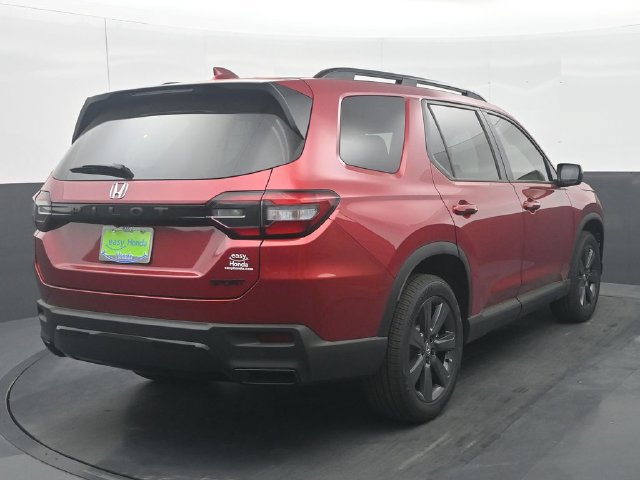 New 2026 Honda Pilot Sport image 7