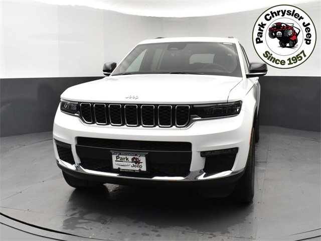 Used 2025 Jeep Grand Cherokee L Limited w/ Trailer Tow Package image 2