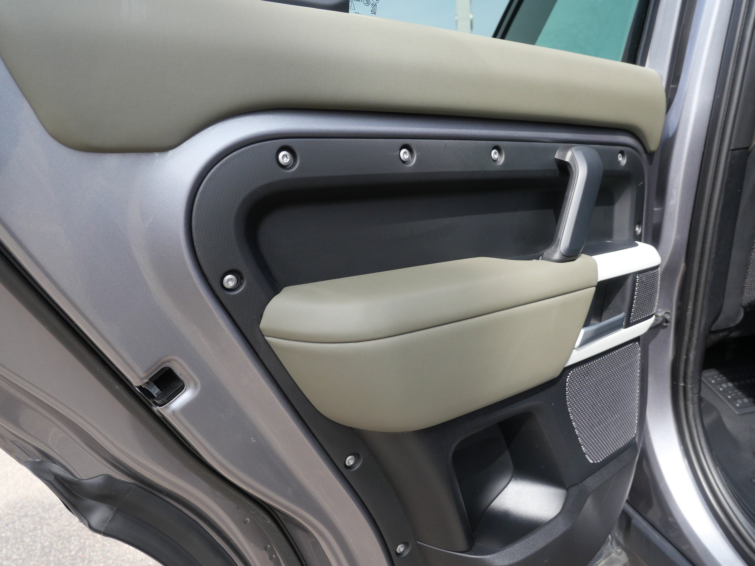 Certified 2024 Land Rover Defender 110 S AWD/4WD image 13