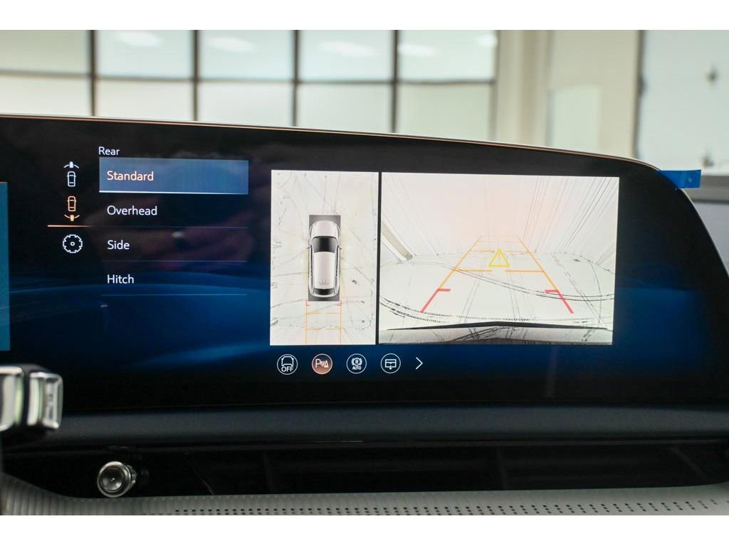 New 2026 Cadillac Optiq Luxury 2 image 34