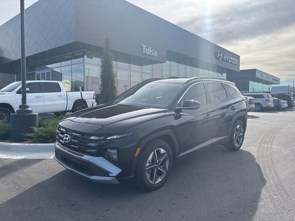 Certified 2025 Hyundai Tucson SEL