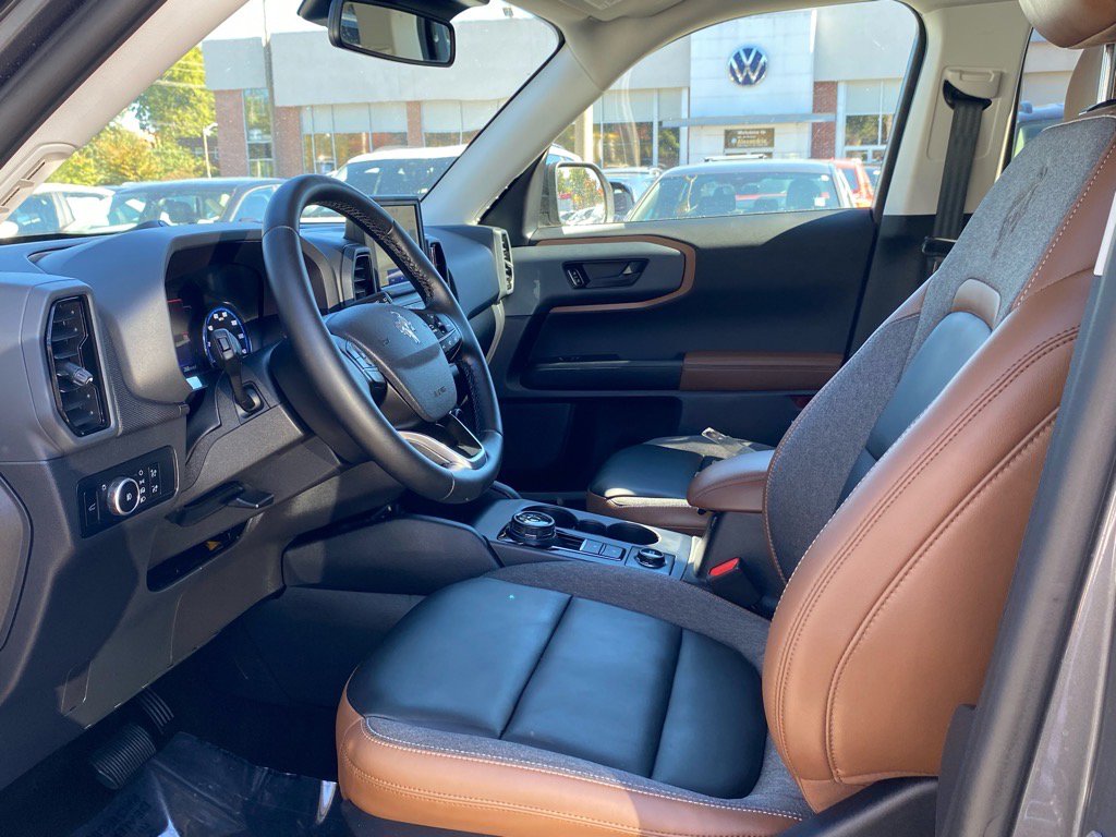 Used 2024 Ford Bronco Sport Outer Banks w/ Tech Package image 10