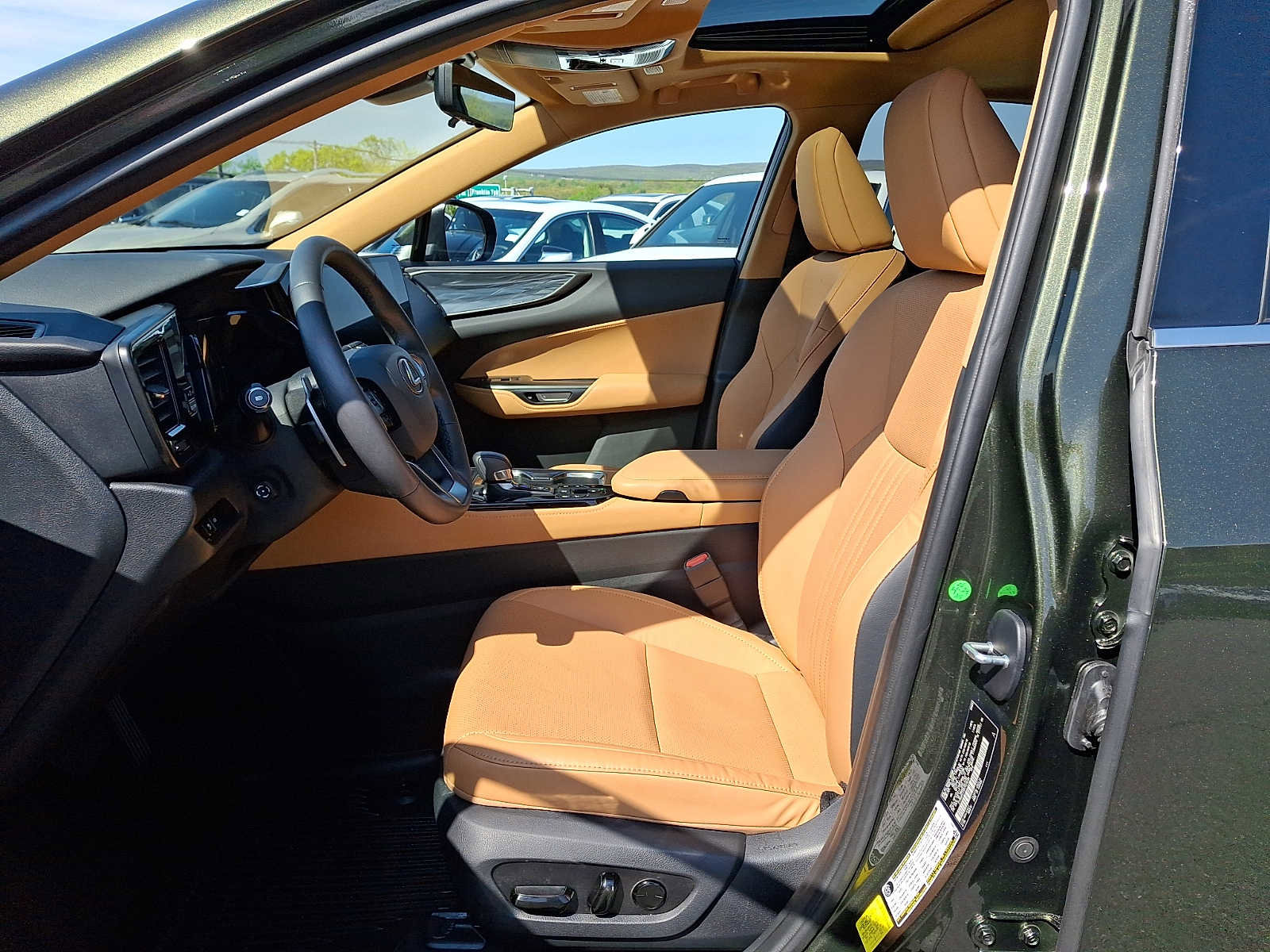 Used 2023 Lexus NX 350 AWD image 10