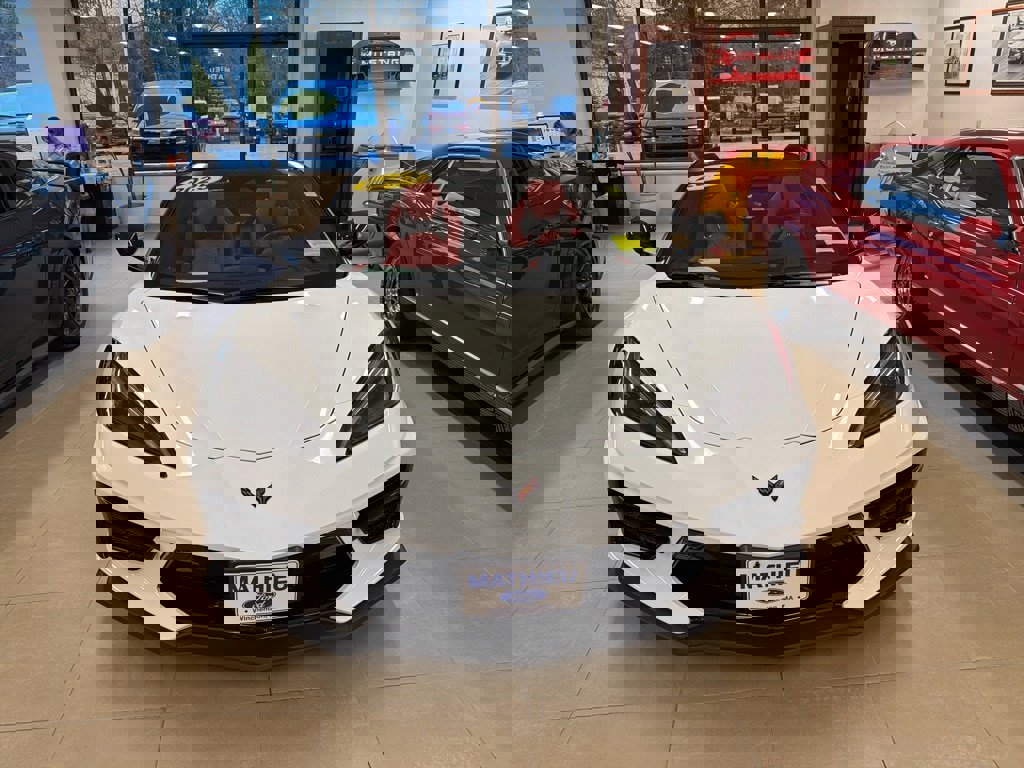 Used 2025 Chevrolet Corvette Stingray Premium Conv w/ Z51 Performance Package image 2