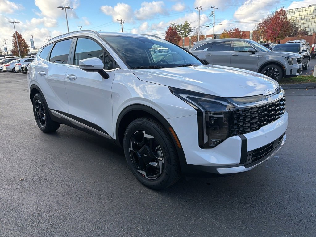 New 2026 Kia Sportage EX image 4