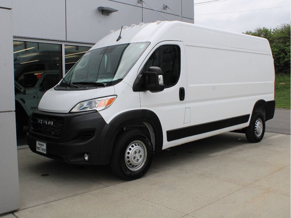 New 2026 RAM ProMaster 2500 w/ Premium Convenience Group FWD image 3