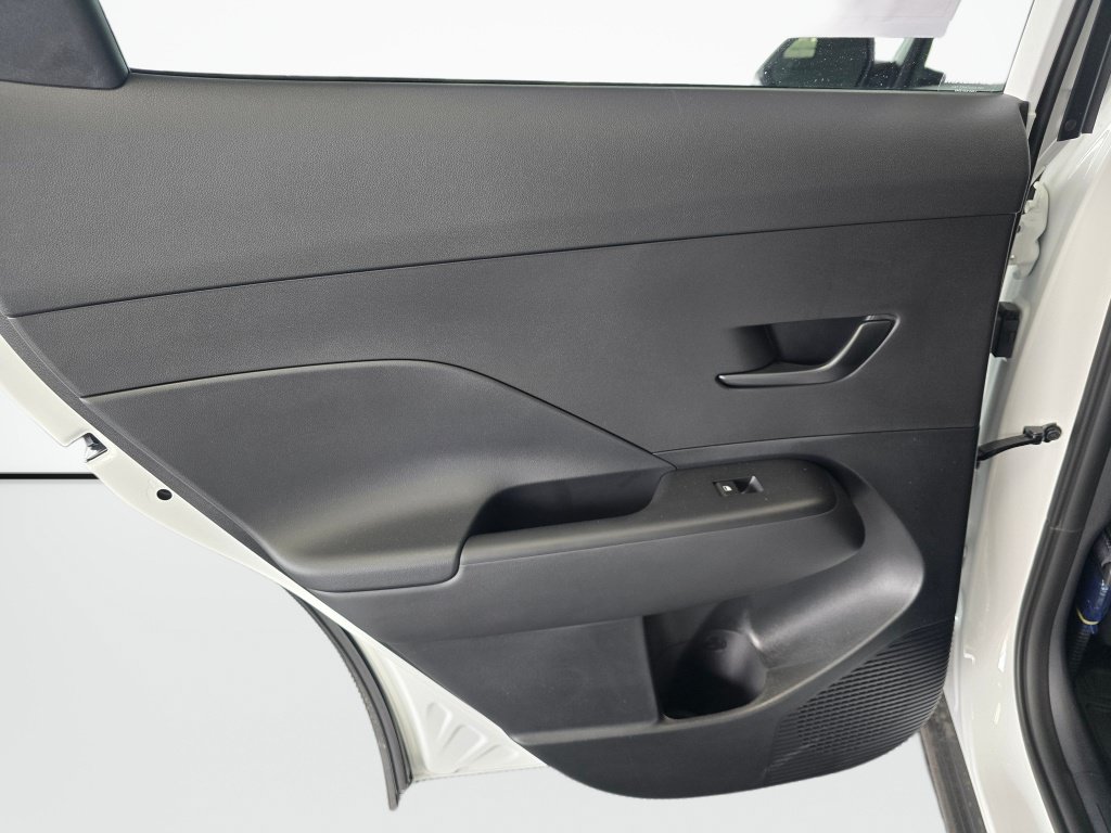New 2026 Hyundai Kona SEL Sport AWD/4WD image 32