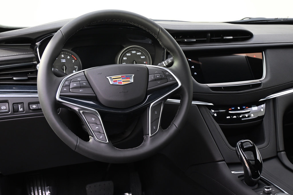 New 2026 Cadillac XT5 Premium Luxury w/ Driver Assist Package AWD/4WD image 12