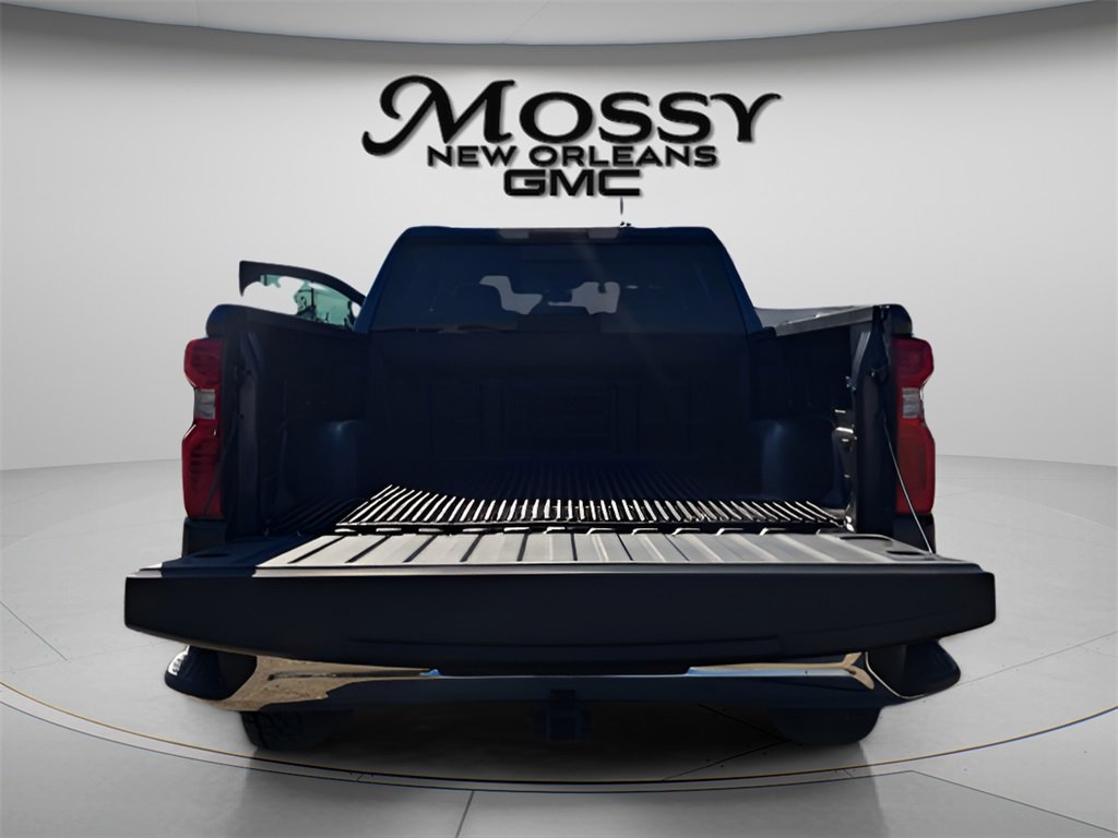 Used 2021 Chevrolet Silverado 1500 LT w/ Convenience Package II image 27