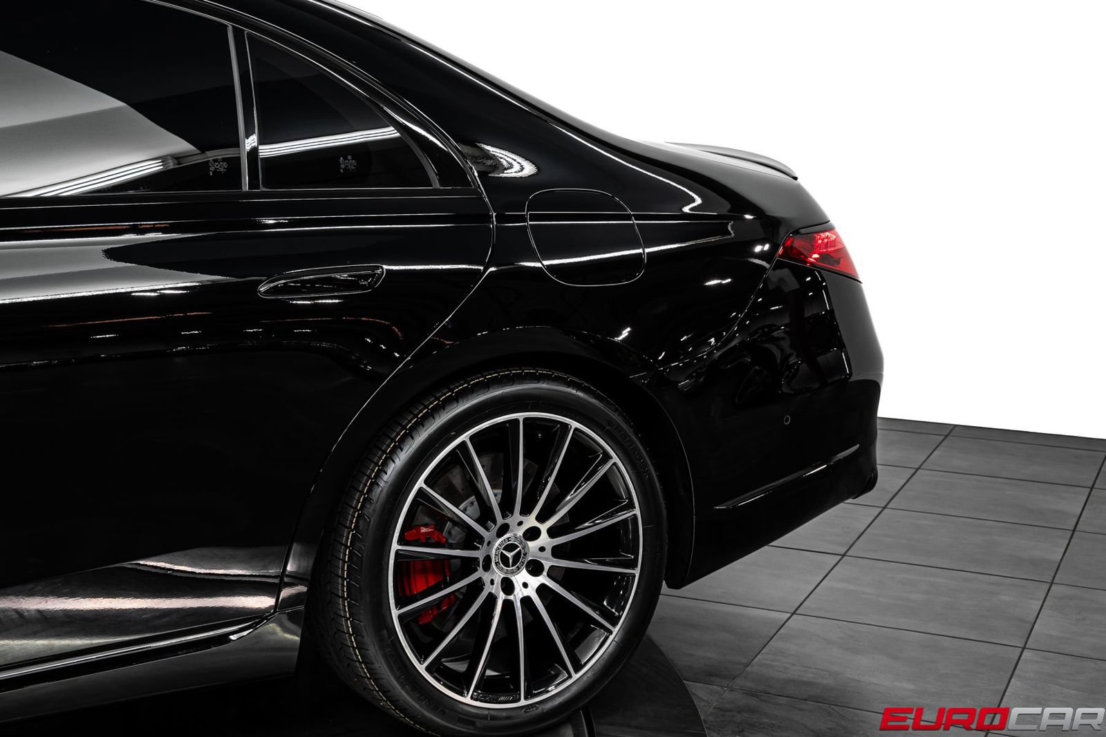 Used 2024 Mercedes-Benz S 580e 4MATIC Sedan image 14