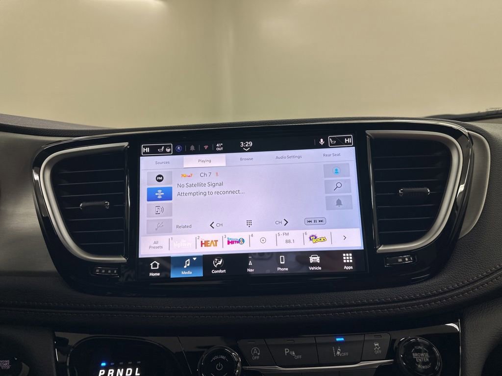 New 2026 Chrysler Pacifica Pinnacle image 37