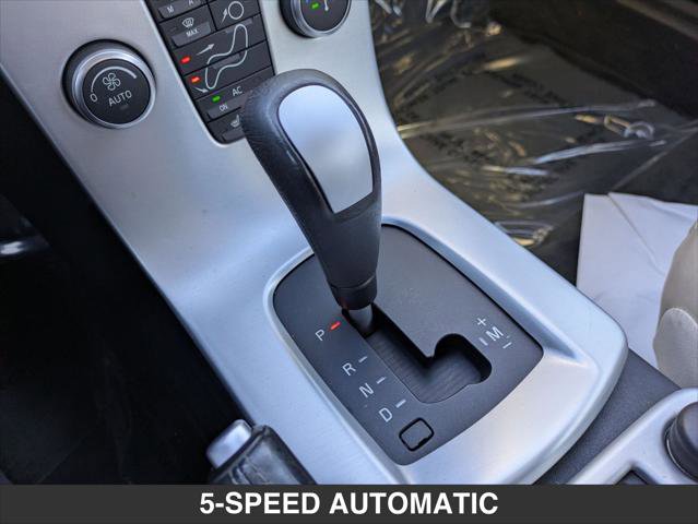 Used 2012 Volvo C70 T5 image 15