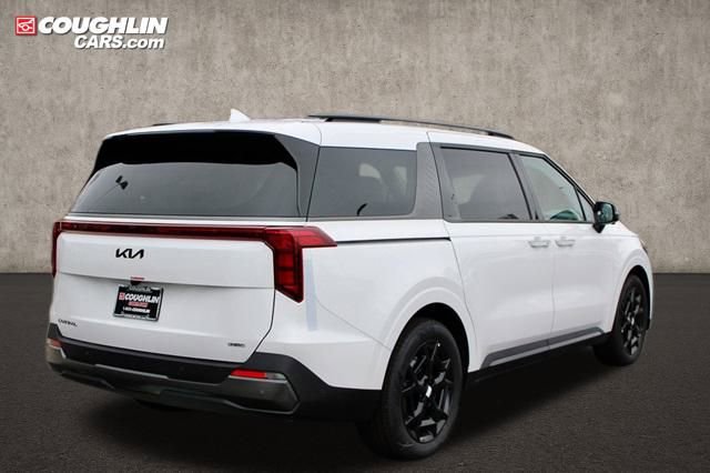 New 2025 Kia Carnival SX w/ SX Dark Edition Package image 13