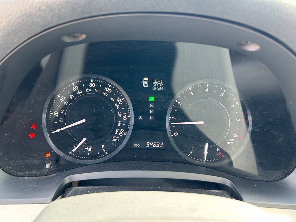 Used 2010 Lexus IS 350C w/ Luxury Pkg RWD image 17
