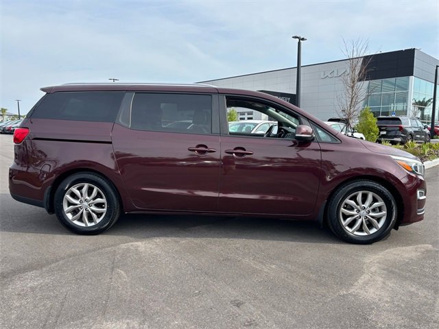 Used 2020 Kia Sedona EX image 16