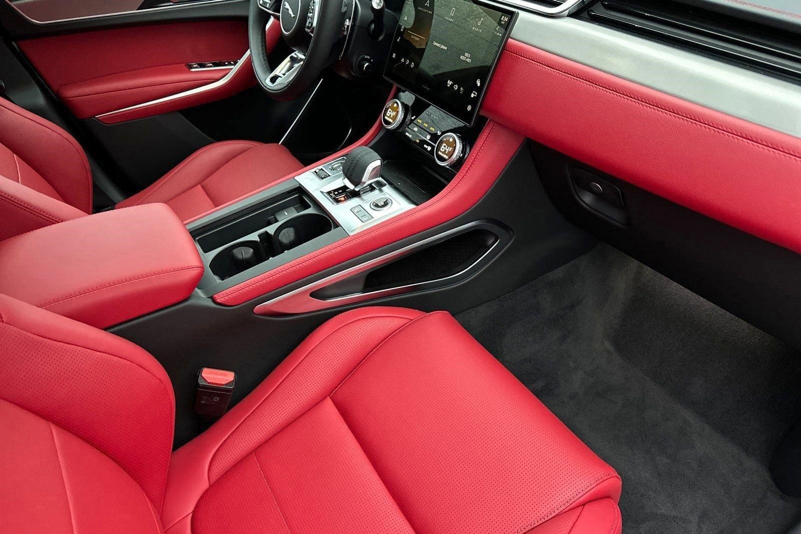 New 2025 Jaguar F-PACE R-Dynamic S AWD/4WD image 26