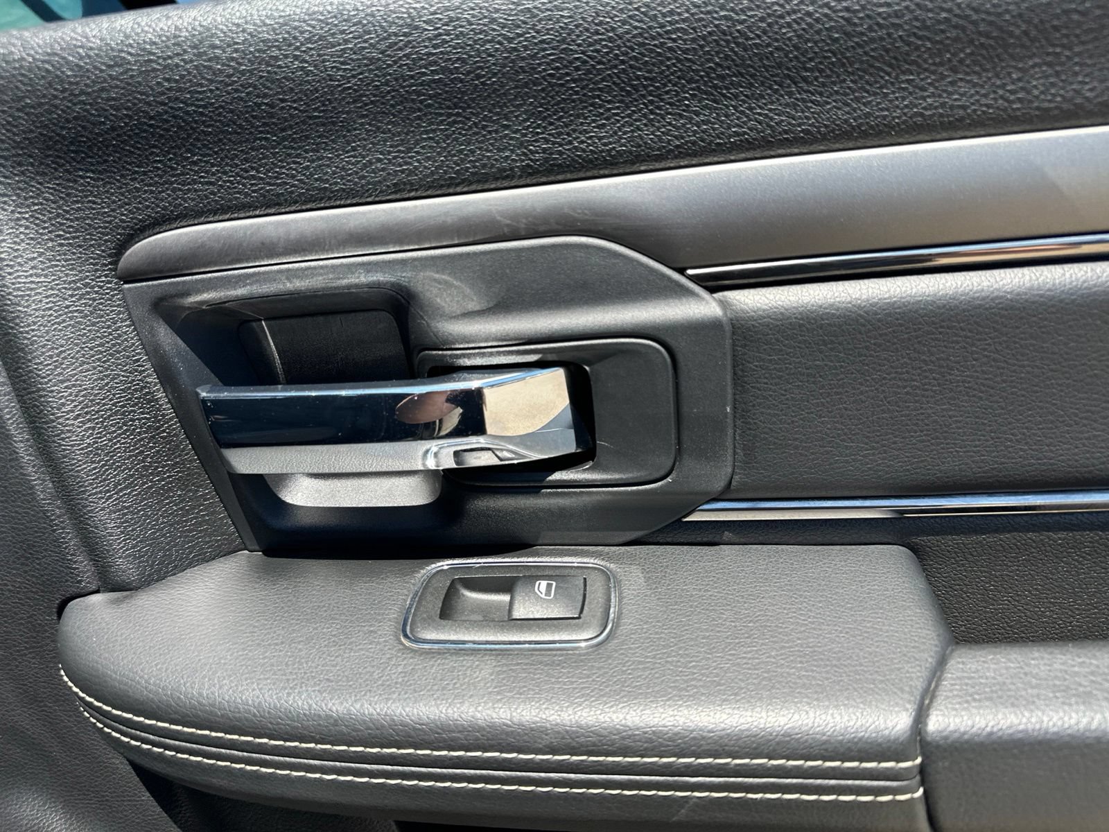 Used 2014 RAM 1500 Sport w/ Remote Start & Security Group AWD/4WD image 34