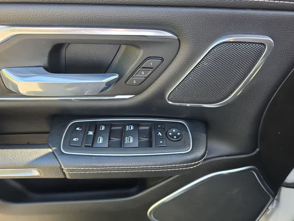 Used 2023 RAM 1500 Laramie AWD/4WD image 13