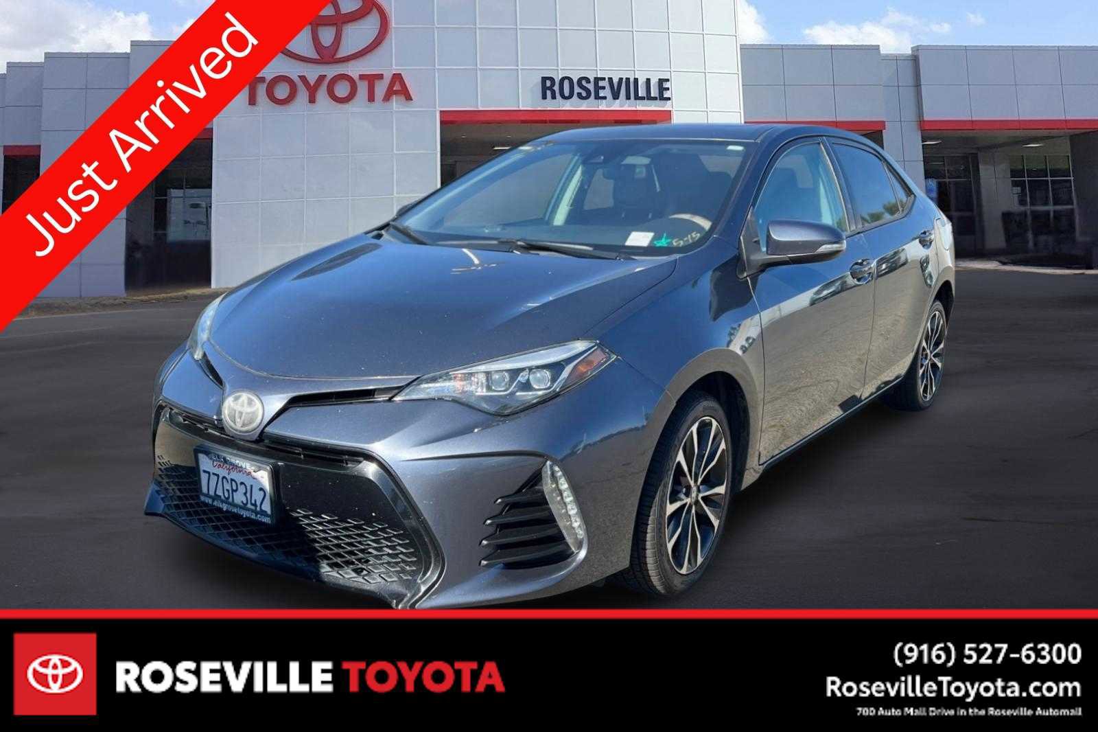 Used 2017 Toyota Corolla SE w/ SE Premium Package FWD image 1