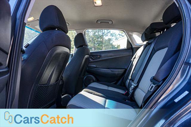 Used 2021 Hyundai Kona SE image 19