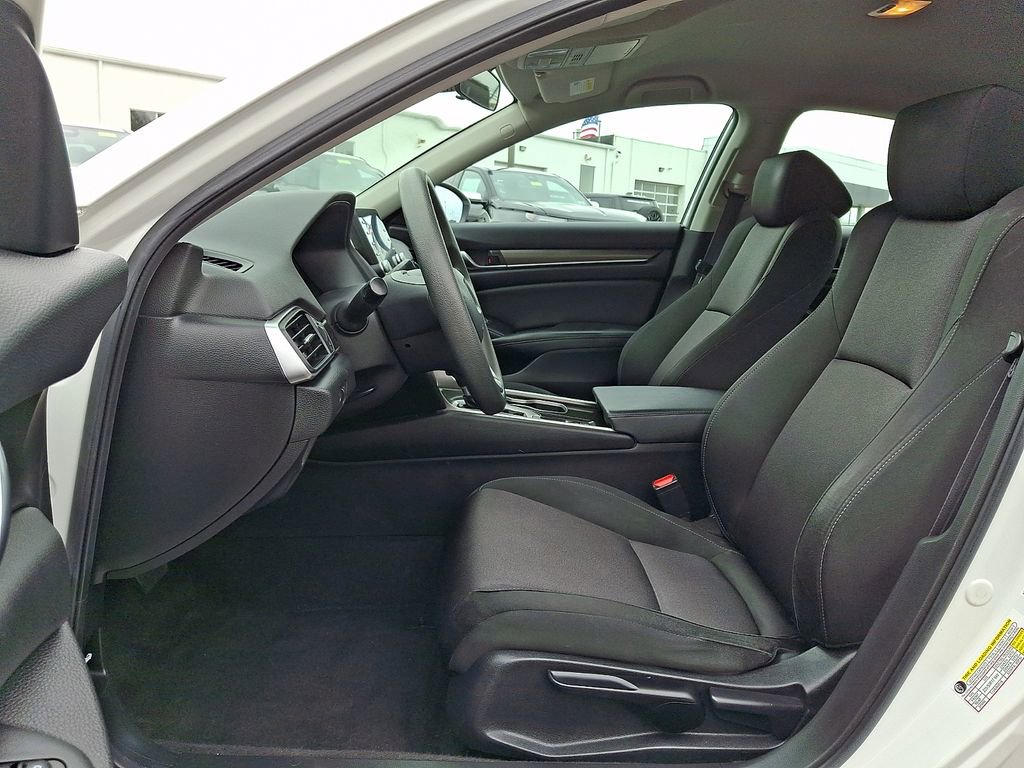 Used 2019 Honda Accord LX image 13