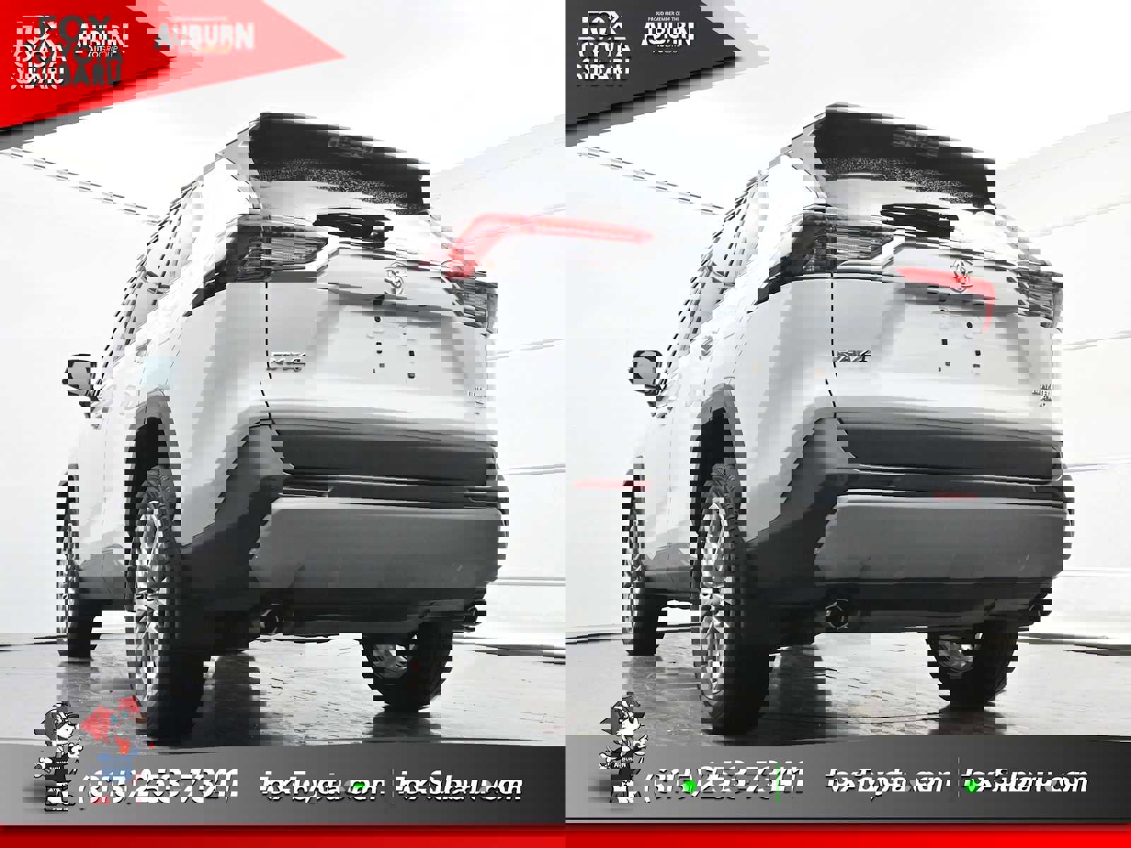 Used 2023 Toyota RAV4 Limited image 16