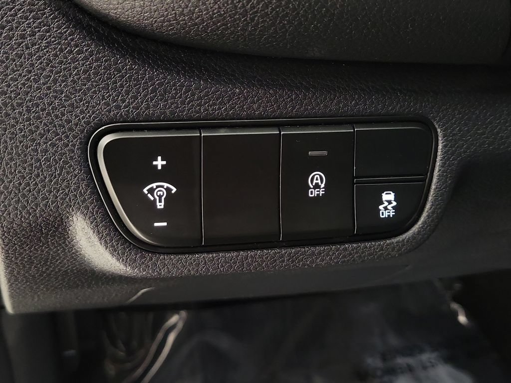 Used 2024 Kia Seltos S AWD/4WD image 13