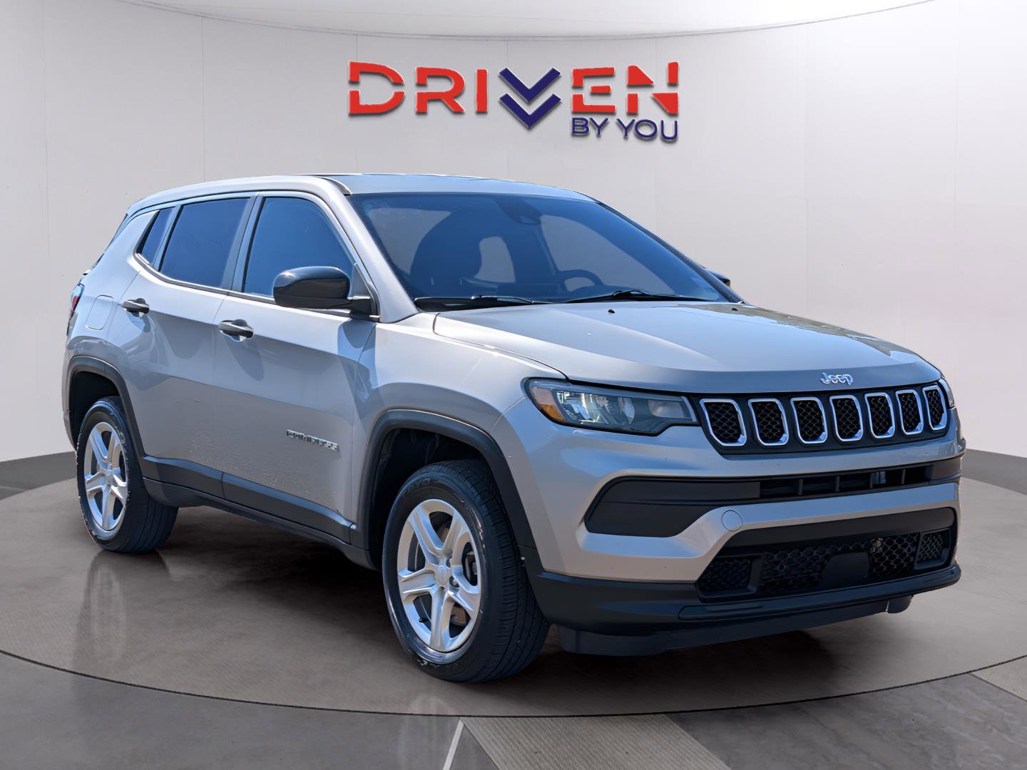 Used 2023 Jeep Compass Sport AWD/4WD image 7