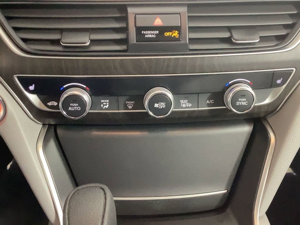 Used 2018 Honda Accord EX image 26