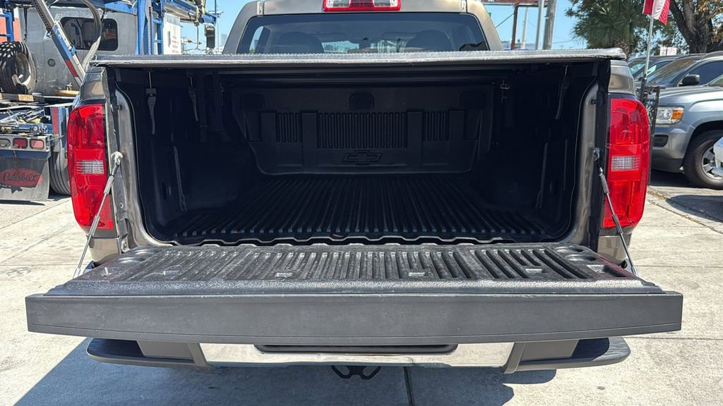 Used 2016 Chevrolet Colorado W/T w/ WT Convenience Package RWD image 9