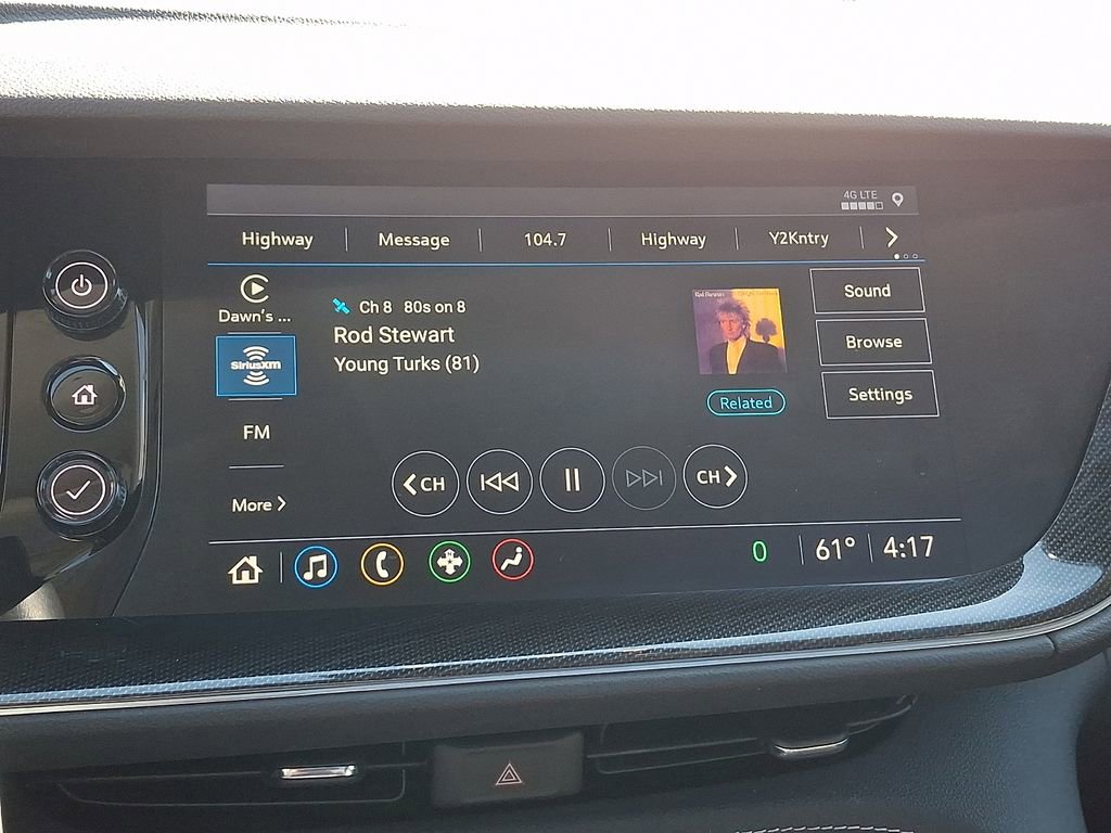 Used 2021 Buick Envision Essence image 17