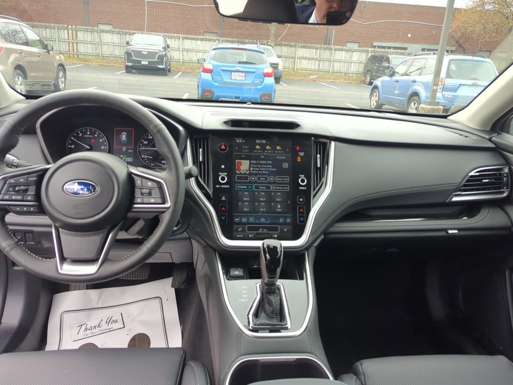 Used 2025 Subaru Outback Limited image 14