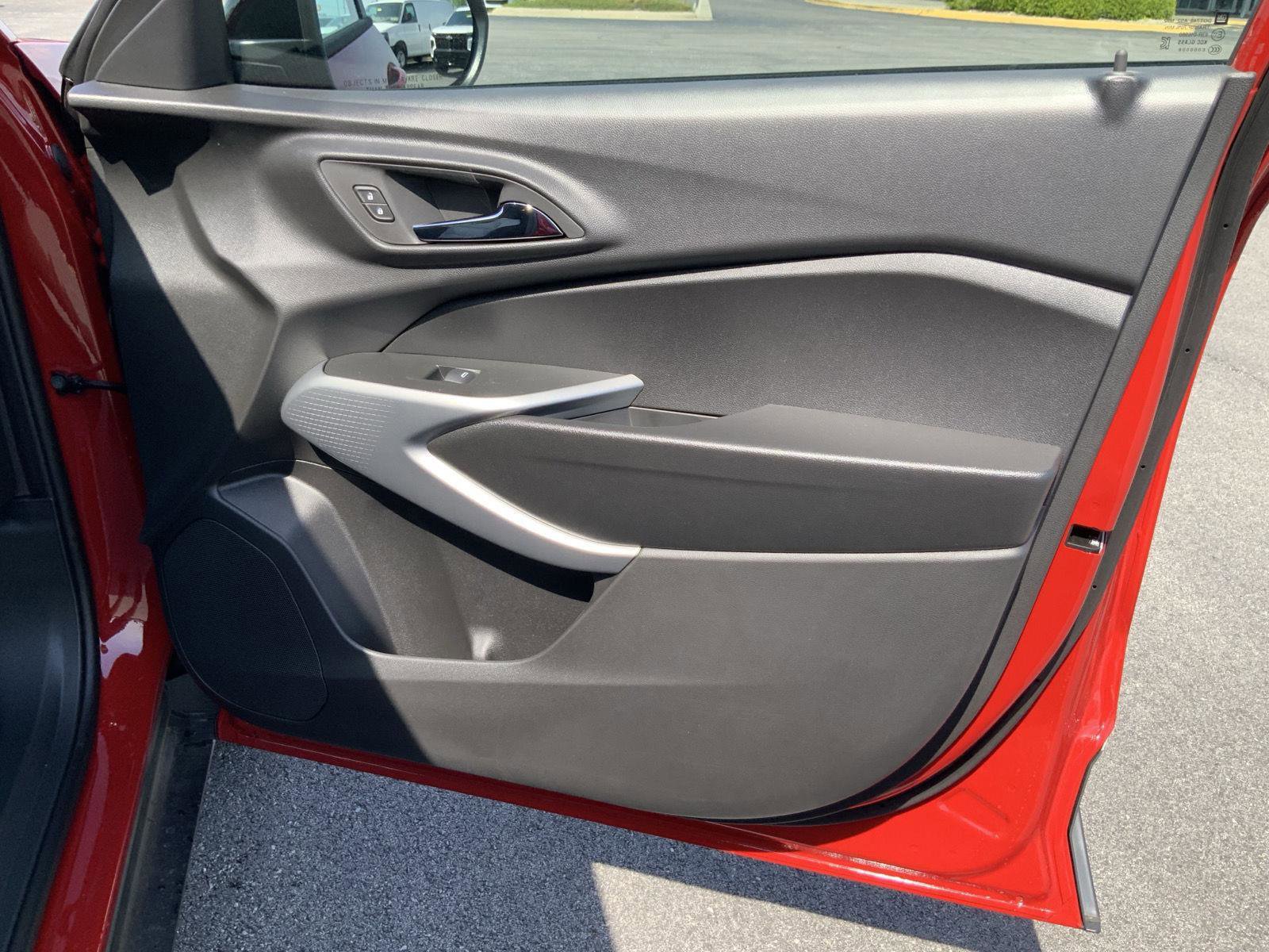 New 2026 Chevrolet Trax RS w/ Driver Confidence Package FWD image 51