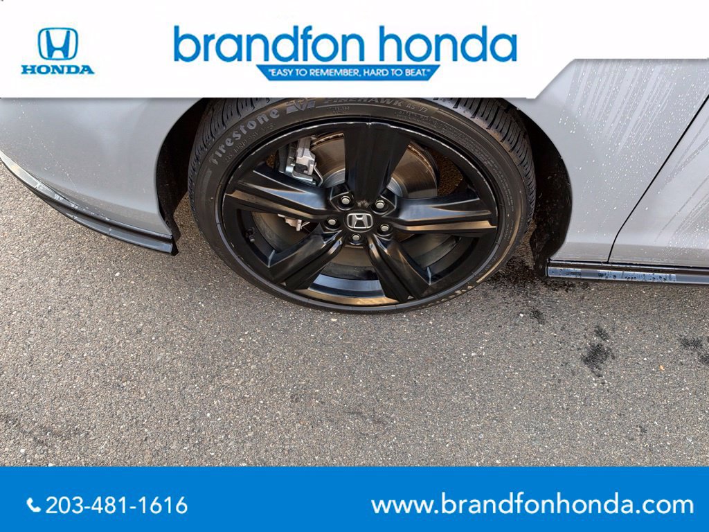 Used 2024 Honda Accord Sport image 32