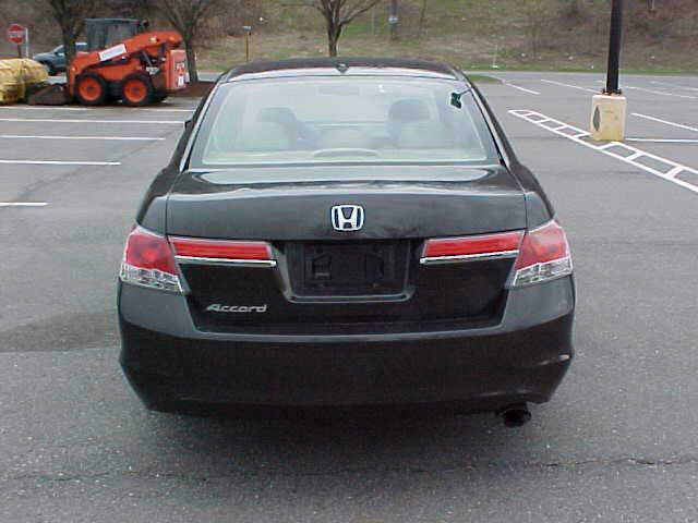 Used 2011 Honda Accord EX-L image 11