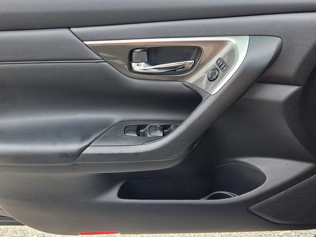 Used 2015 Nissan Altima 3.5 SL FWD image 30