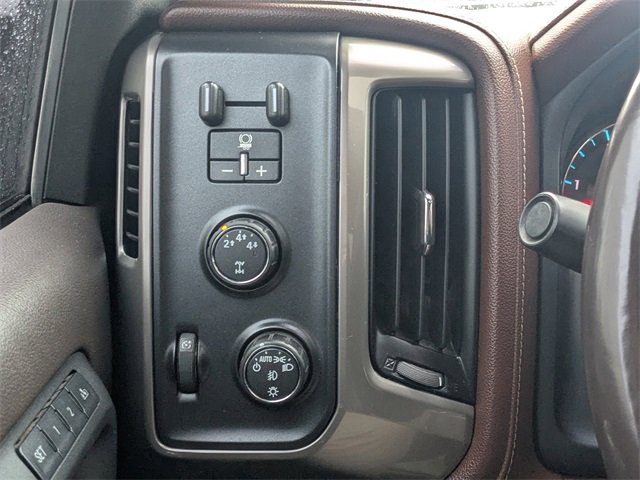 Used 2016 Chevrolet Silverado 3500 High Country w/ Duramax Plus Package image 22
