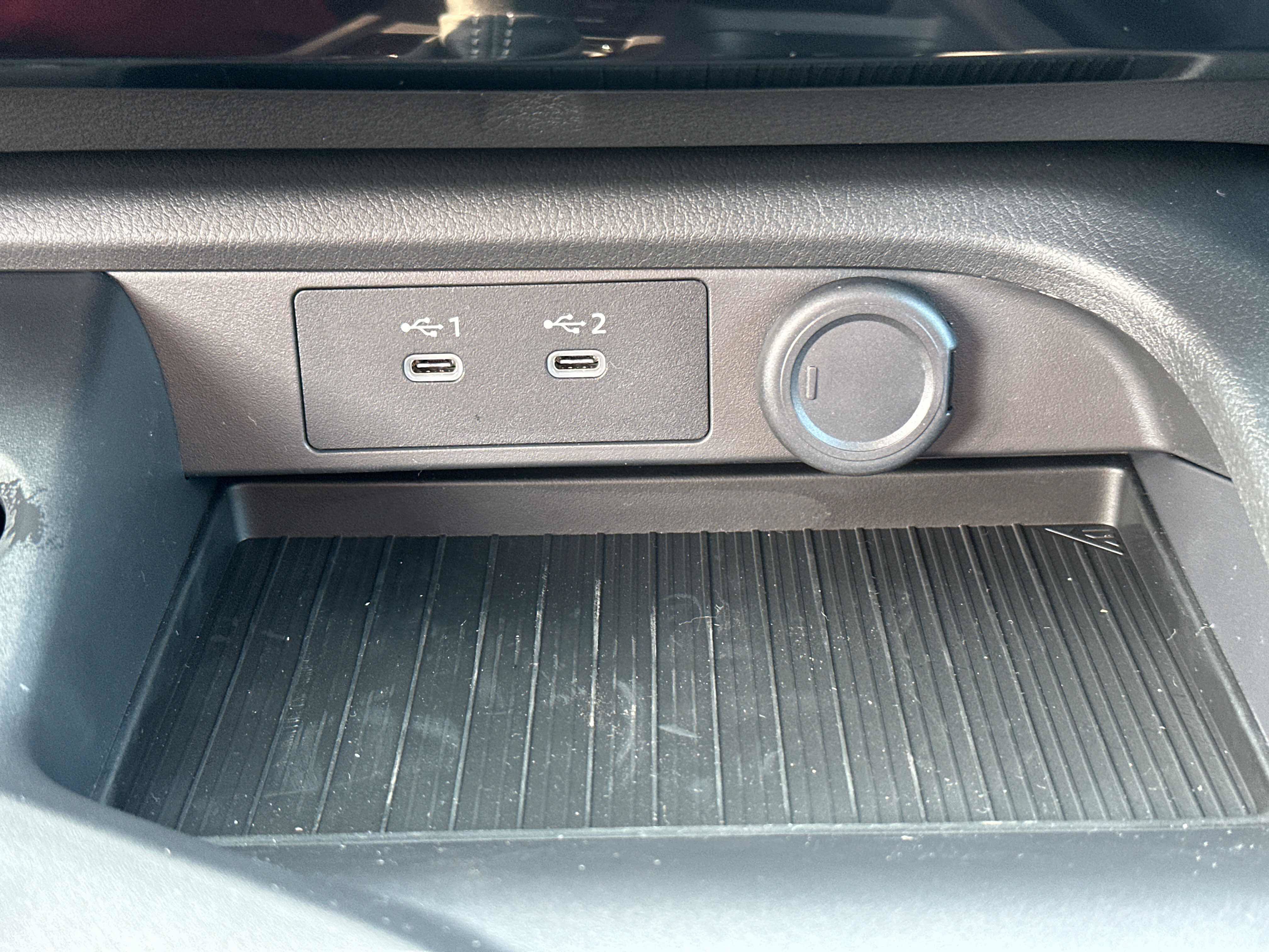 New 2027 Nissan Sentra SV w/ Floor Mat Package FWD image 34