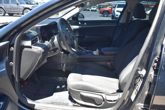 Used 2022 Kia K5 LX FWD image 16