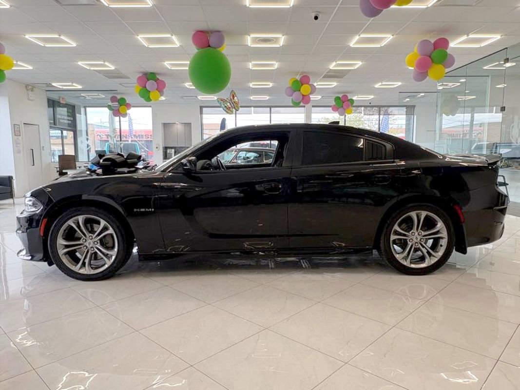 Used 2021 Dodge Charger R/T w/ Driver Convenience Group RWD image 4