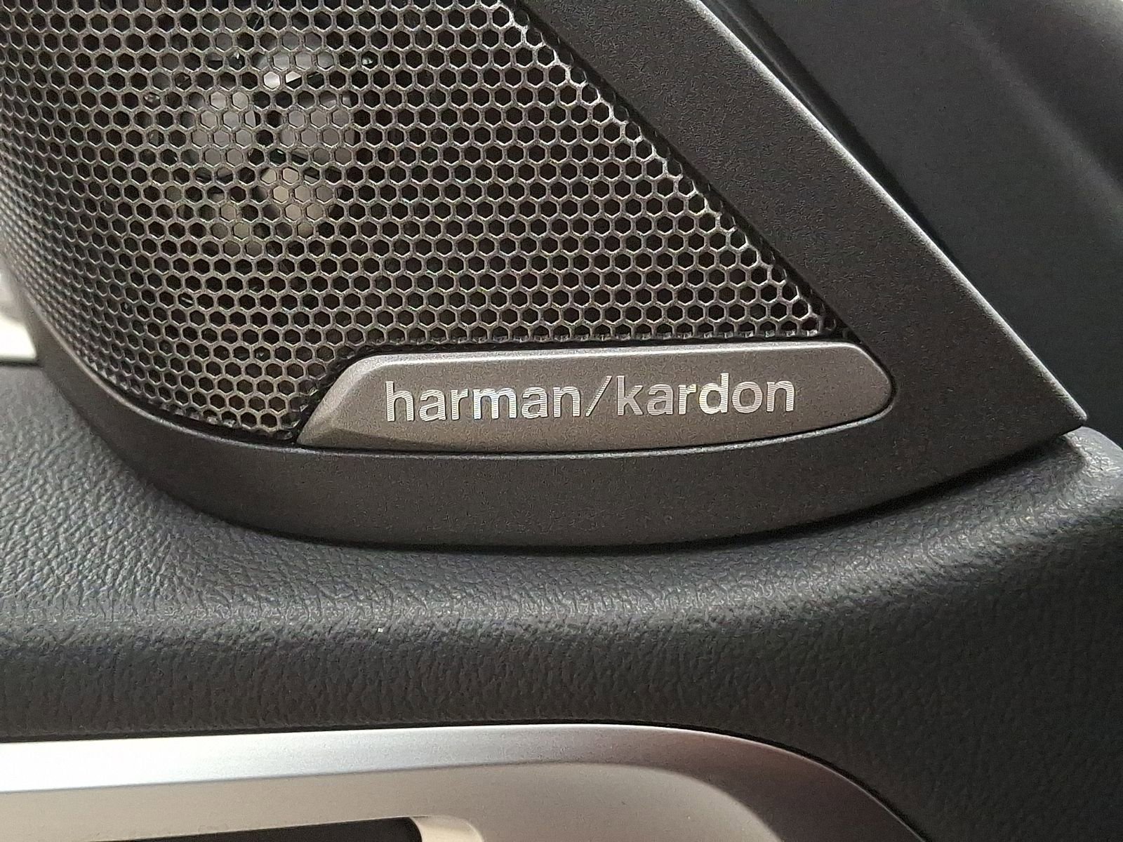 Used 2025 BMW i4 xDrive40i w/ Premium Package image 23