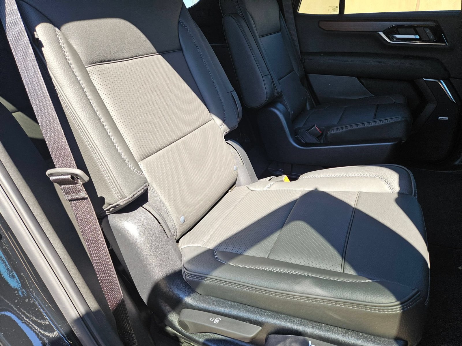 New 2026 GMC Yukon Denali AWD/4WD image 29