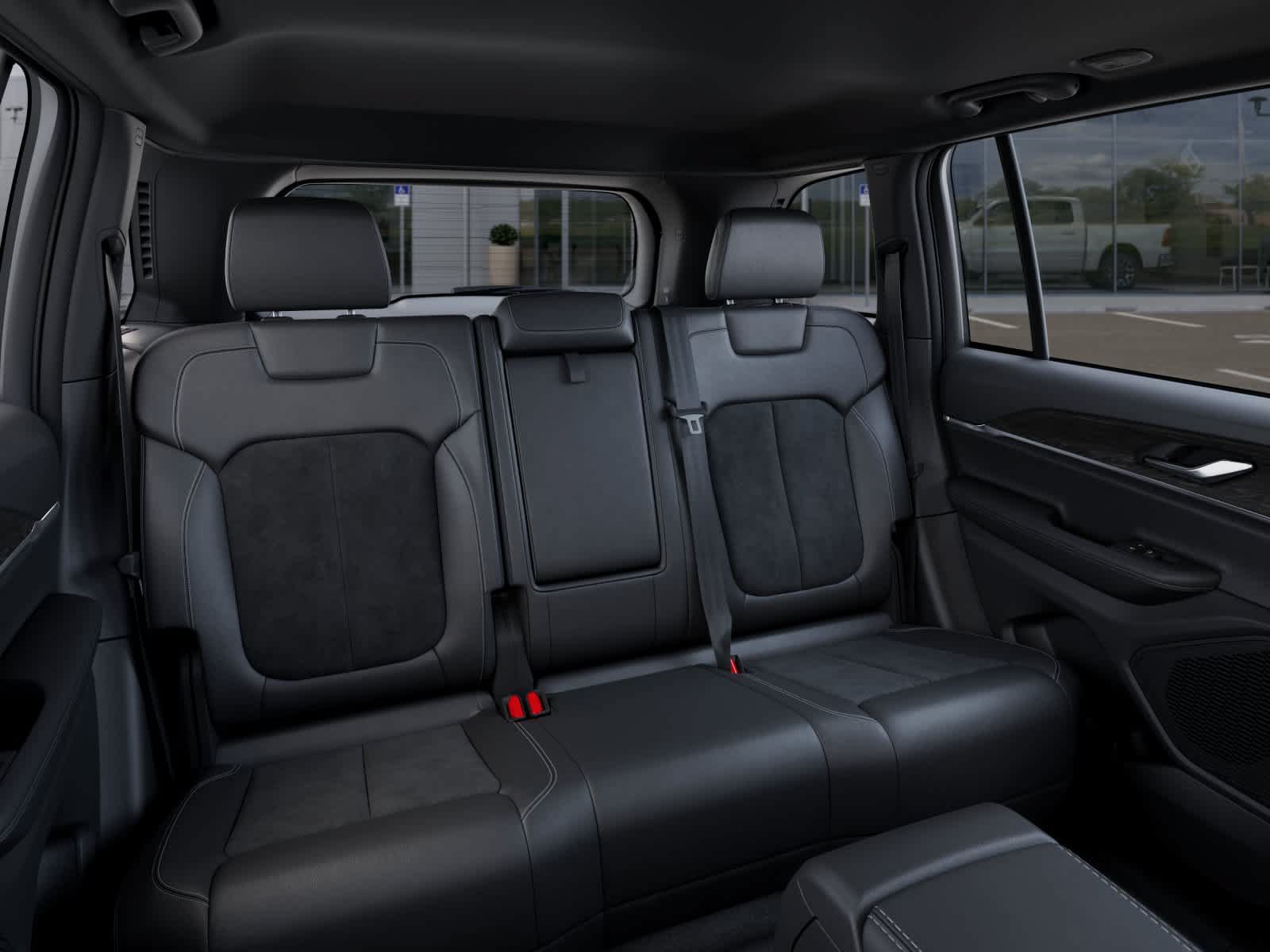 New 2026 Jeep Grand Cherokee Altitude AWD/4WD image 15